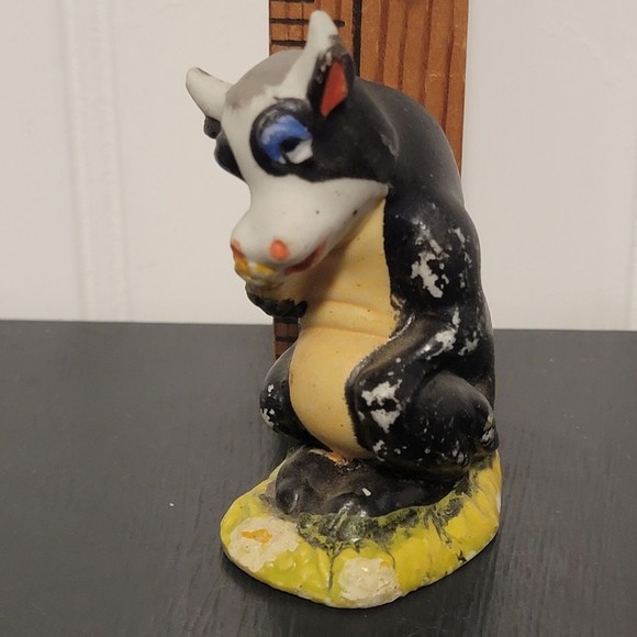 Porcelain Bisque Antique Cow Black Yellow Japan Free Standing Miniature Figurine - Picture 5 of 7